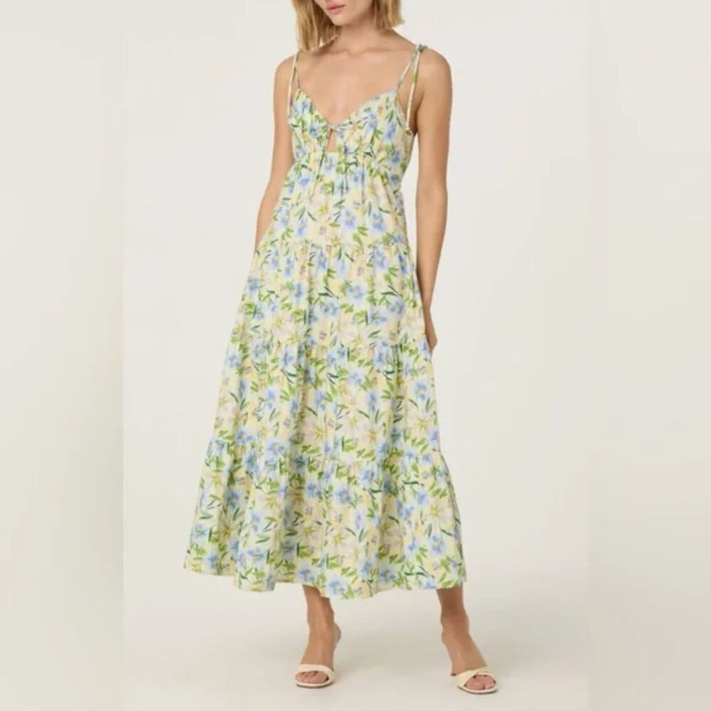 ASTR The Label Tie Strap Tiered Maxi Dress Floral Size Medium